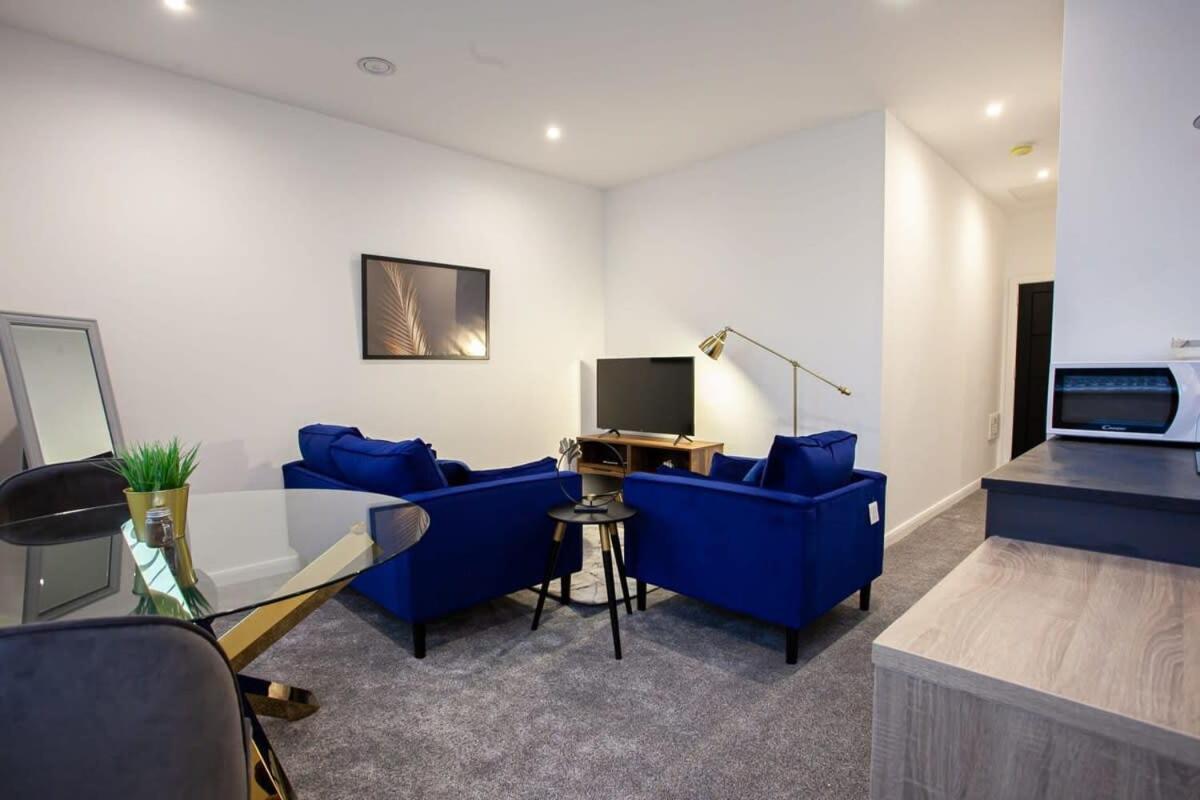 Lovely Open Plan 1 Bedroom Apartment In 博尔顿 外观 照片